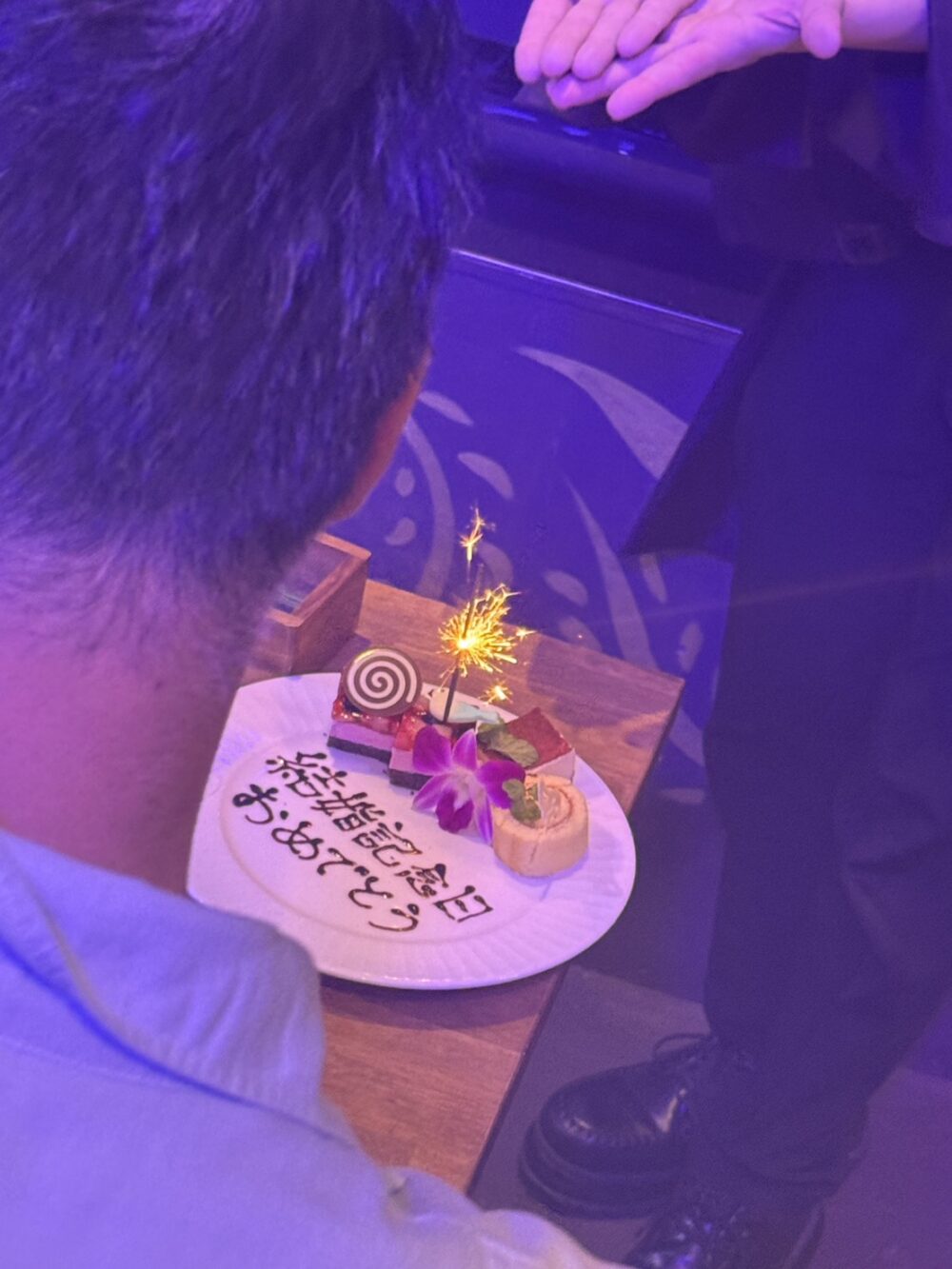 マジッククロノスさんでのお祝いプレートと花火の演出